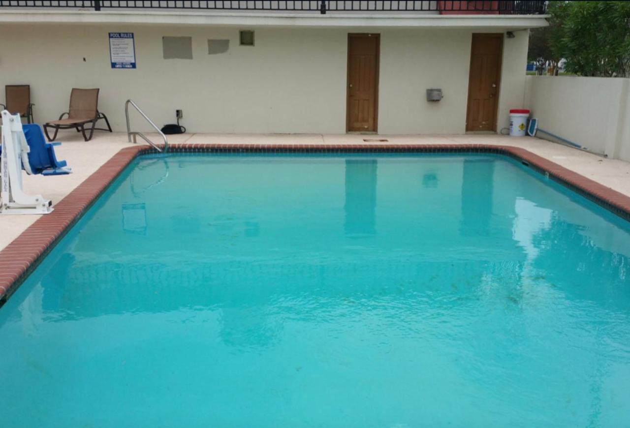 Oyo Hotel Lafayette La I-10 & University Εξωτερικό φωτογραφία