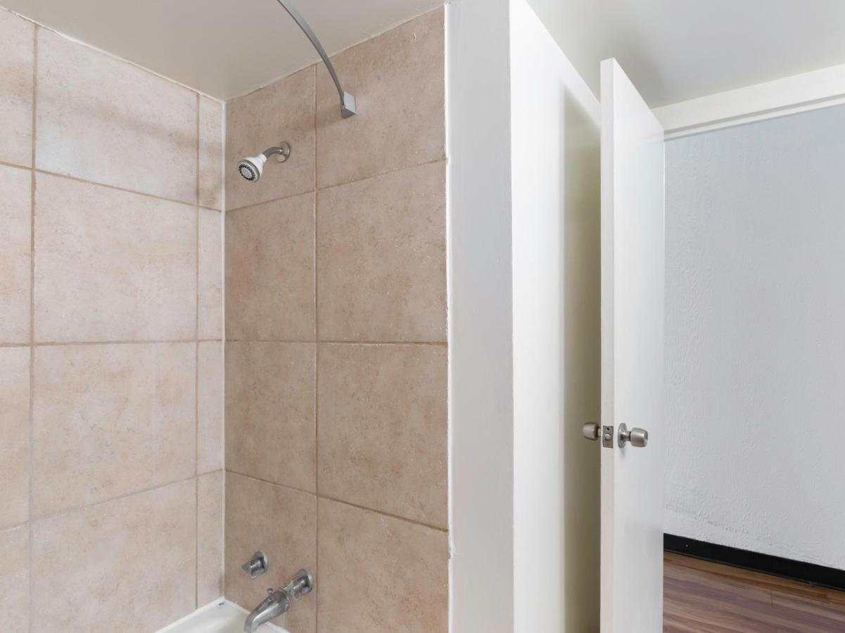 Oyo Hotel Lafayette La I-10 & University Εξωτερικό φωτογραφία